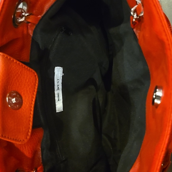 Nine West Quilted Red and Black Tote NWT - Picture 4 of 6